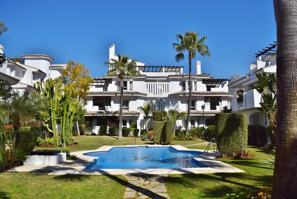 Apartamentos Y Casas Serinamar Marbella El Ángel 외부 사진