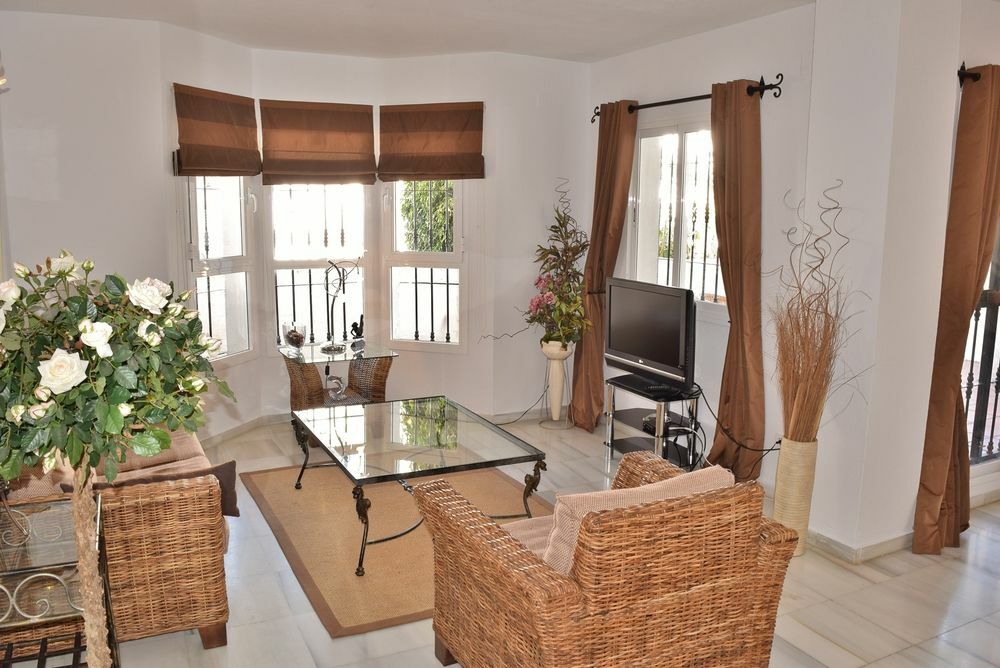 Apartamentos Y Casas Serinamar Marbella El Ángel 외부 사진