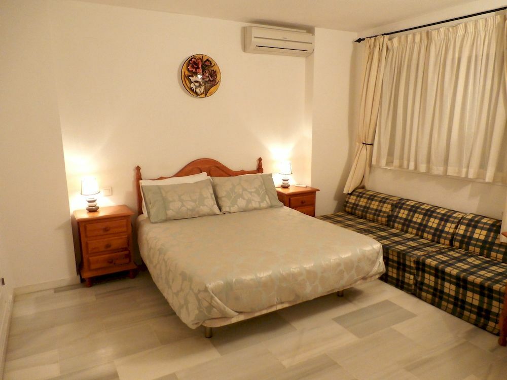 Apartamentos Y Casas Serinamar Marbella El Ángel 외부 사진
