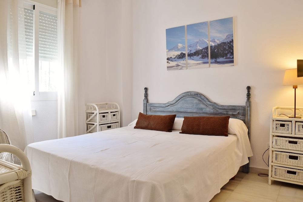 Apartamentos Y Casas Serinamar Marbella El Ángel 외부 사진